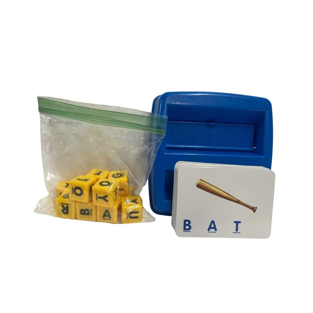 Kids Educational Spelling Matching Game Blue Console Yellow Letter Cubes Cards‎